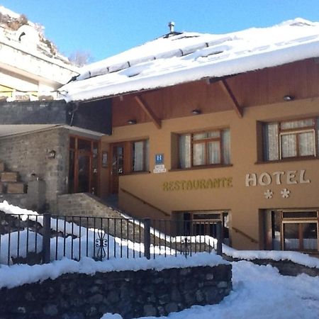 Hotel Escalar Panticosa Bagian luar foto